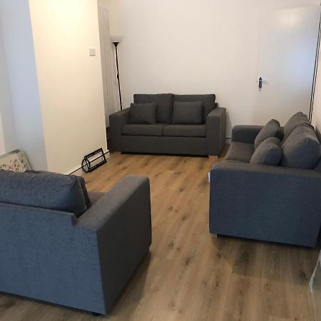The Dartford Five Bedrooms Attractive House Екстериор снимка